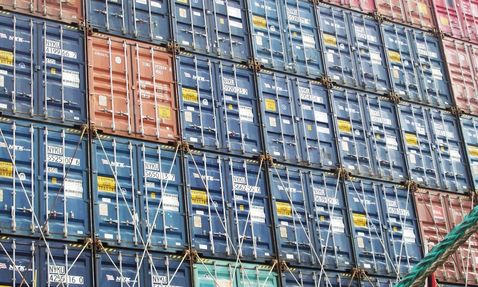 Incentivo para el tráfico de contenedores de trasbordos en el puerto de Montevideo