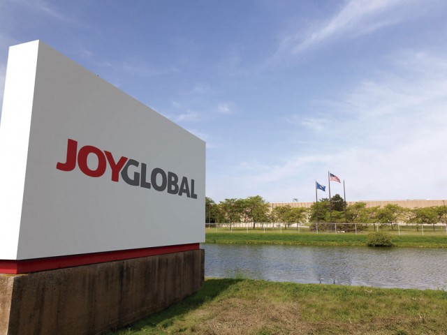Komatsu acuerda comprar Joy Global  por US$ 2.900 millones