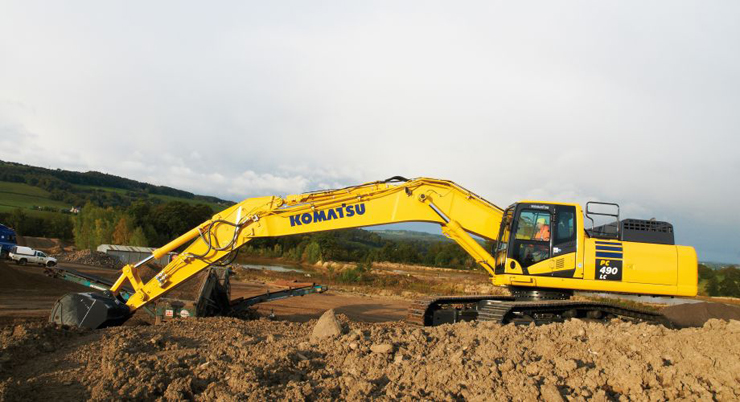 Komatsu lanza una excavadora, un bulldozer y una excavadora de demolición