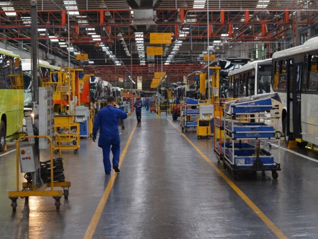 Marcopolo reanuda la producción en Caxias do Sul y Río de Janeiro