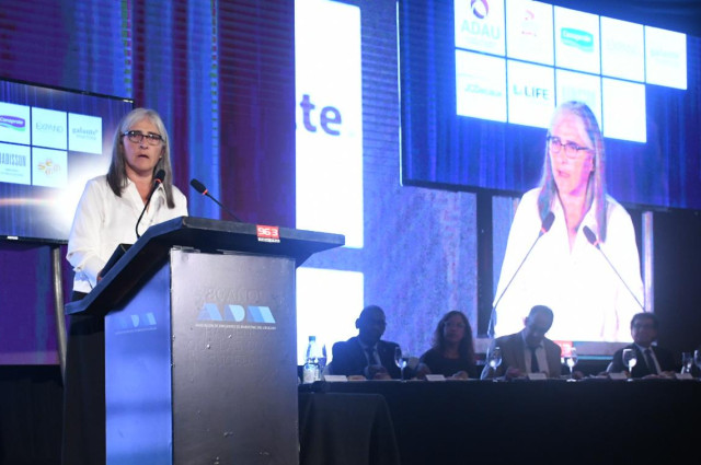 Gobierno anuncia inversión de US$ 2.600 millones y más de 50 nuevas licitaciones Gobierno anuncia inversión de US$ 2.600 millones y más de 50 nuevas licitaciones