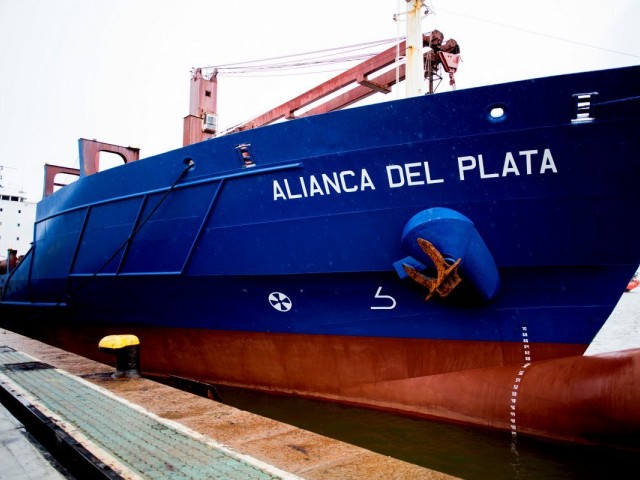 Administración de Puertos propone a privados reactivar buques abandonados de Naviport para carga en río Uruguay