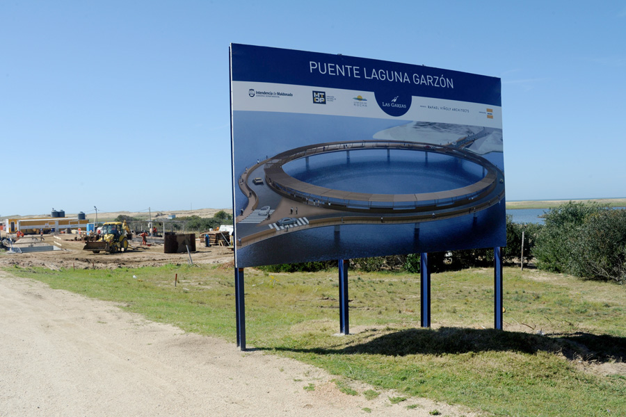 Puente sobre la laguna Garzón: Inversión público-privada permite concreción de una obra postergada por más de 60 años