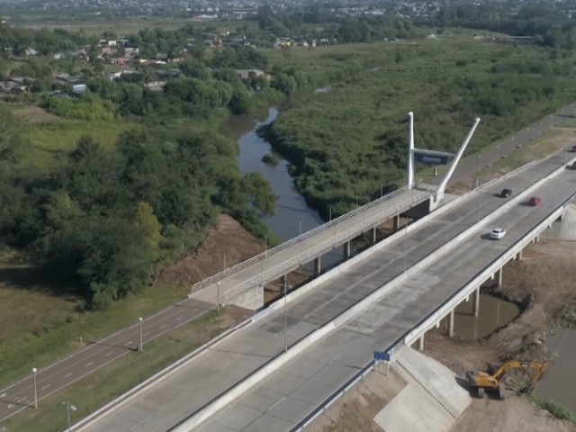 Se inauguró nuevo puente en ruta 5 sobre el arroyo Cuñapirú