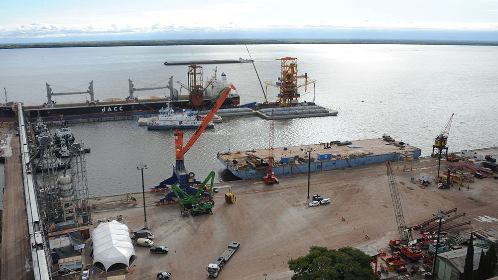 Gobierno e Intendencia de Colonia firman convenio para mejorar acceso a terminal portuaria de Nueva Palmira