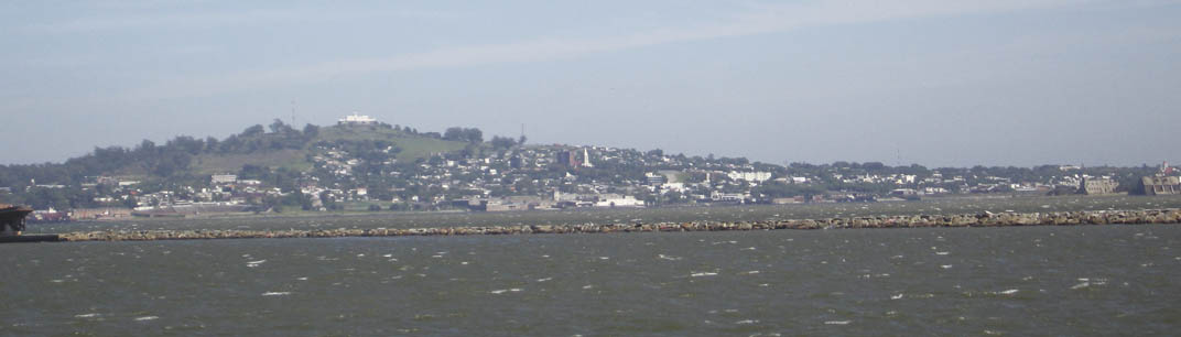 Gobierno proyecta aumentar de 12 a 14 metros la profundidad del canal de acceso y muelles del puerto de Montevideo