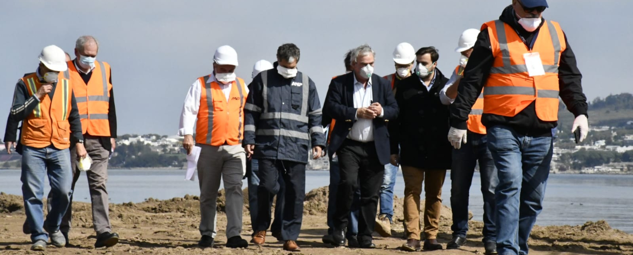 Ministro Heber recorrió obras en puerto de Montevideo
