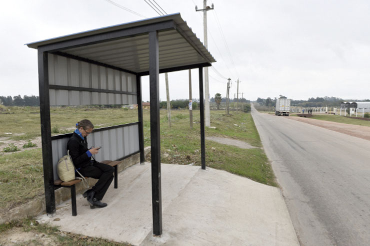 Se instalarán y repararán refugios peatonales en paradas de ómnibus de Montevideo