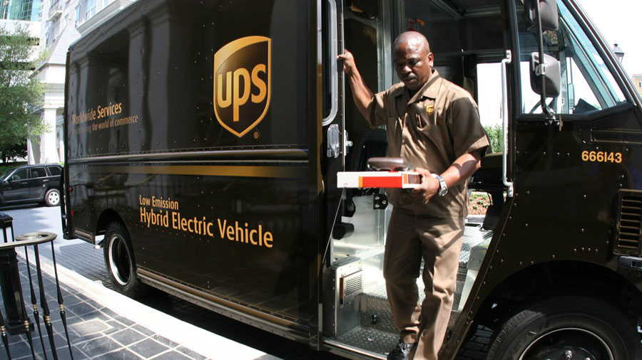 UPS encontró la fórmula para ahorrar millones en combustible