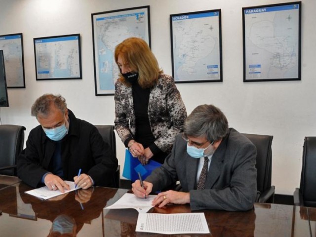 UTE firmó el quinto acuerdo con una intendencia para consolidar la red de movilidad eléctrica