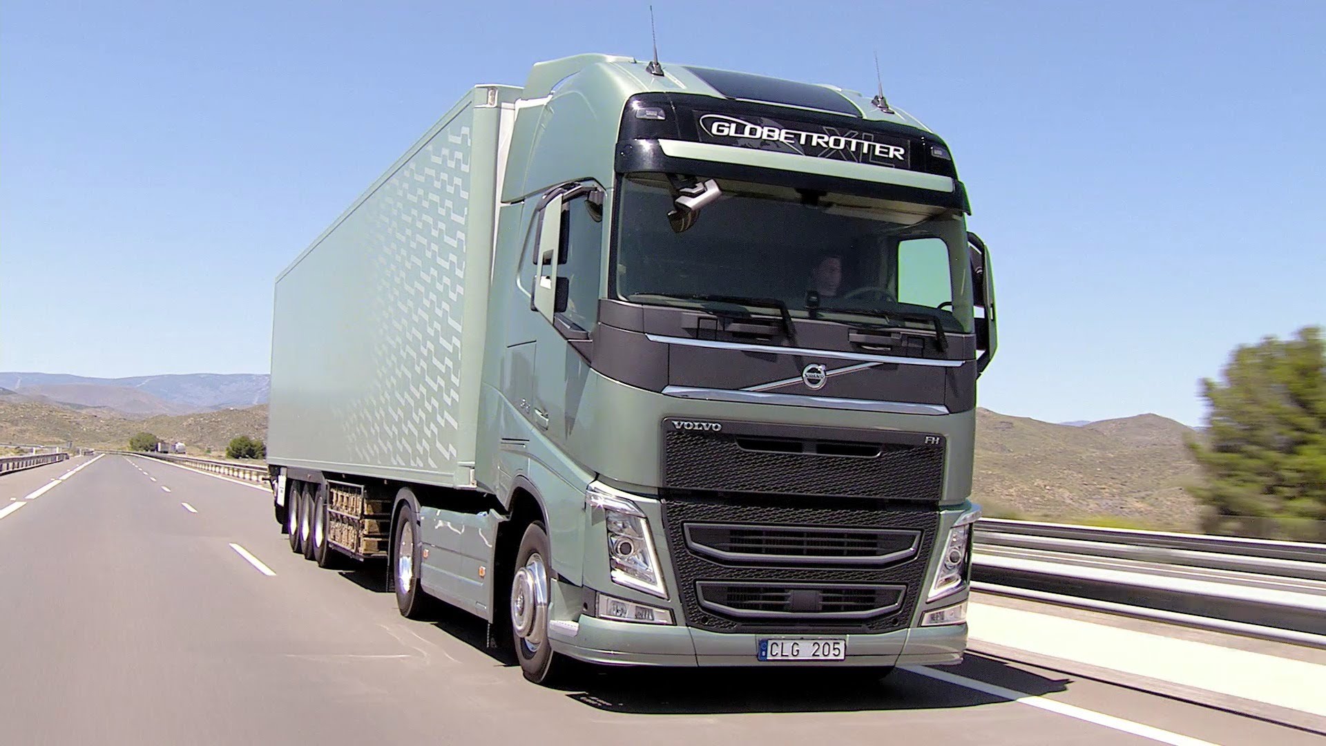 Volvo introducirá al mercado argentino una nueva gama de camiones pesados y semipesados cumpliendo con la norma Euro 5 a partir de Enero del 2016