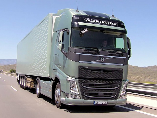 Volvo introducirá al mercado argentino una nueva gama de camiones pesados y semipesados cumpliendo con la norma Euro 5 a partir de Enero del 2016