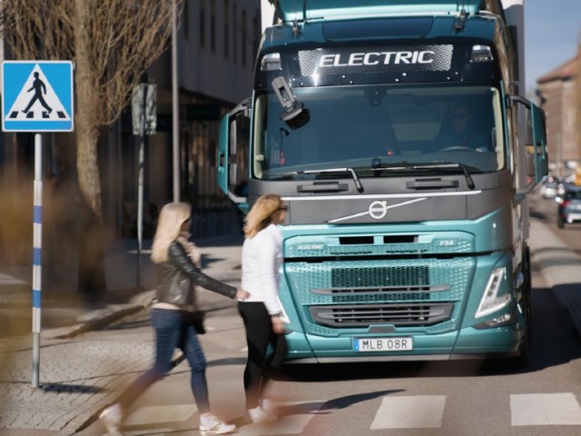 Volvo Trucks lanza nuevos sistemas de seguridad